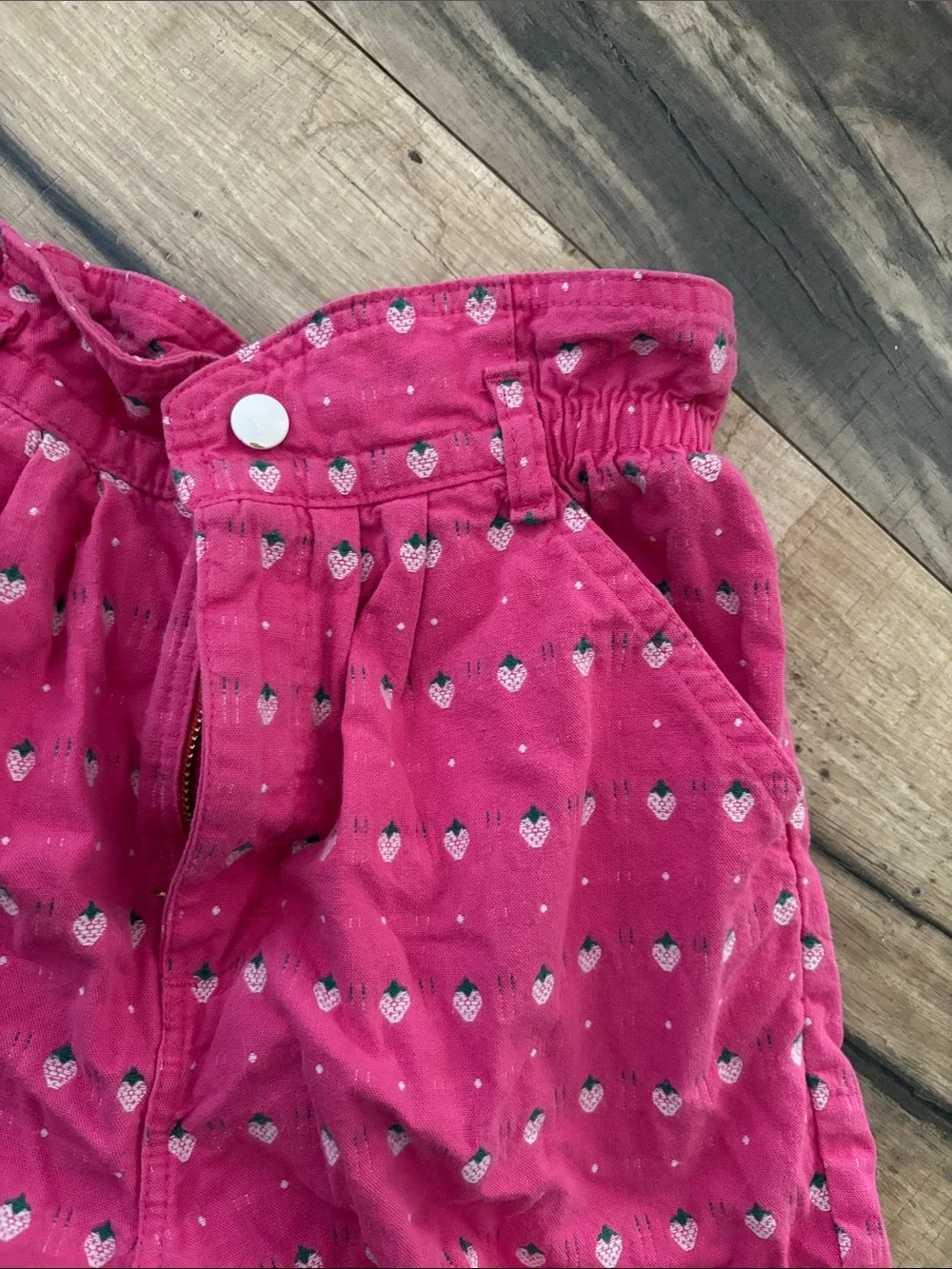 Vintage USA Made OshKosh B'Gosh Strawberry Shorts Girl's Size 6x